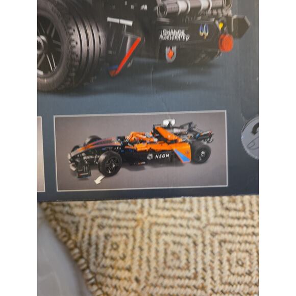 LEGO Technic NEOM McLaren Formula E Race Car Toy 42169 *SEE DETAILS* - Picture 15 of 16